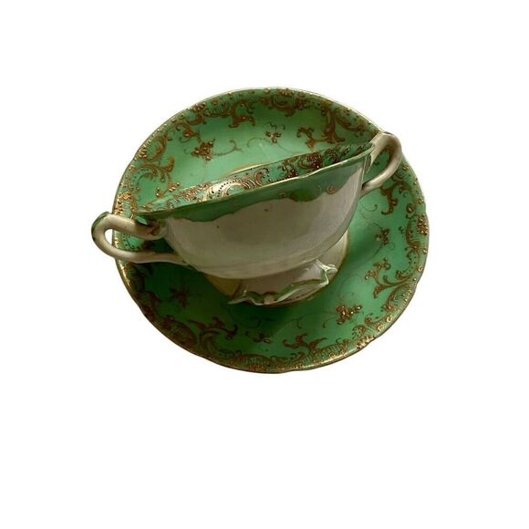 Antique 2 Piece Set Floral DOUBLE HANDLE CREAM SOUP BOWL & UNDERPLATE - Picture 2 of 5